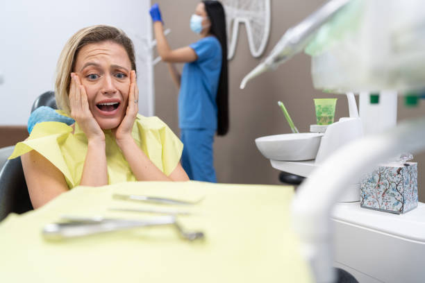 Best Weekend Emergency Dentist in Mccullom Lake, IL